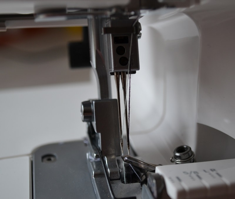 Плоскошовная швейная машина Merrylock 009, фото 10